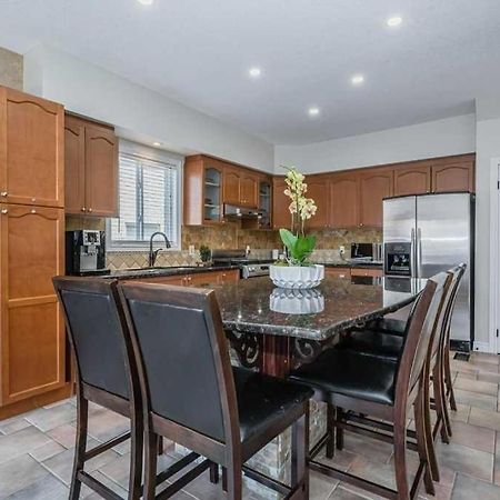 Comfortable Modern Room Near Ykf Airport III Kitchener Exterior foto
