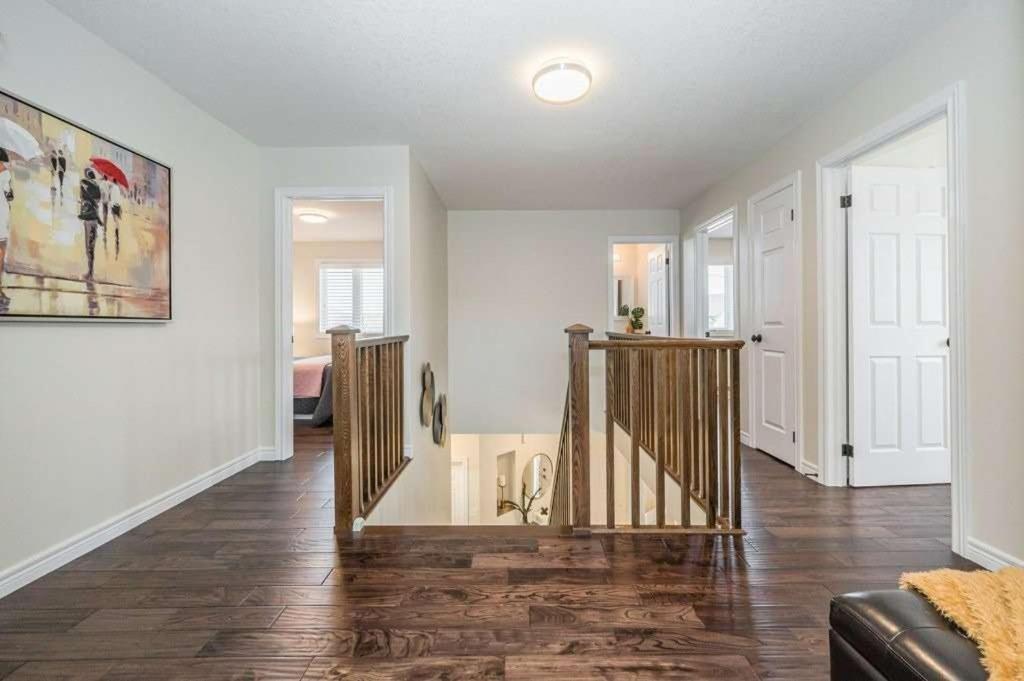 Comfortable Modern Room Near Ykf Airport III Kitchener Exterior foto